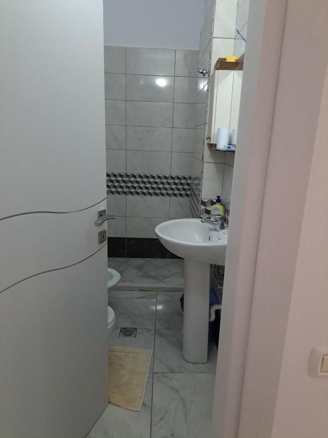 Apartamento Aura Vlorë Exterior foto